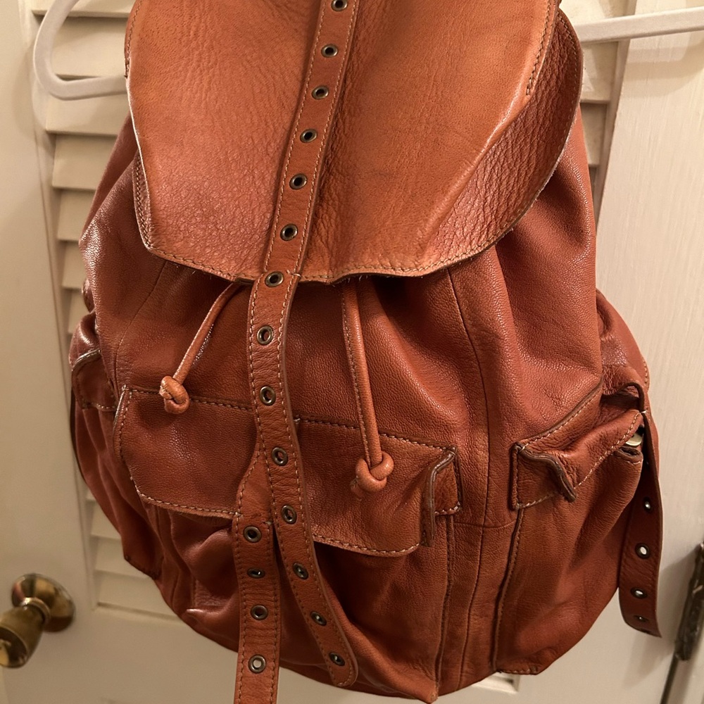 Gorgeous, Free People buttery soft Brooklyn Backpack❤️ NWOT - Picture 8 of 8